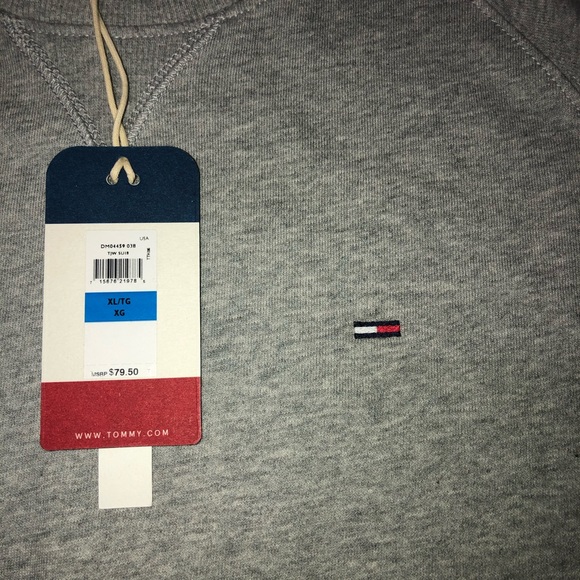 Tommy Hilfiger Short-Sleeve Sweatshirt - Picture 4 of 5